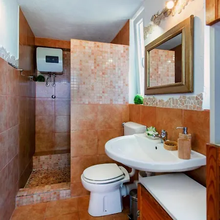 Villa Teha -idylic Location & View In Park Forest *
